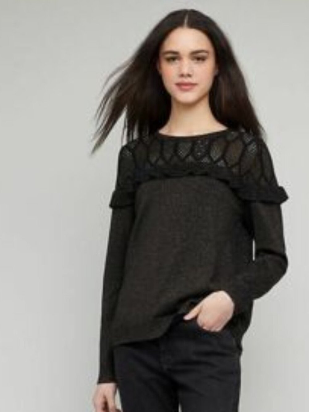 Anthropologie Seen Worn Kept Yedda Black Gold Ruffle Sweater Small